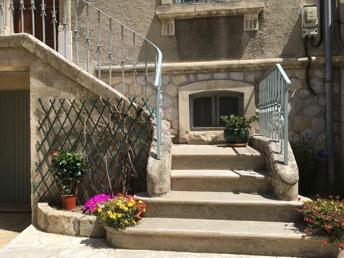 Chez Catherine Arles Extérieur photo